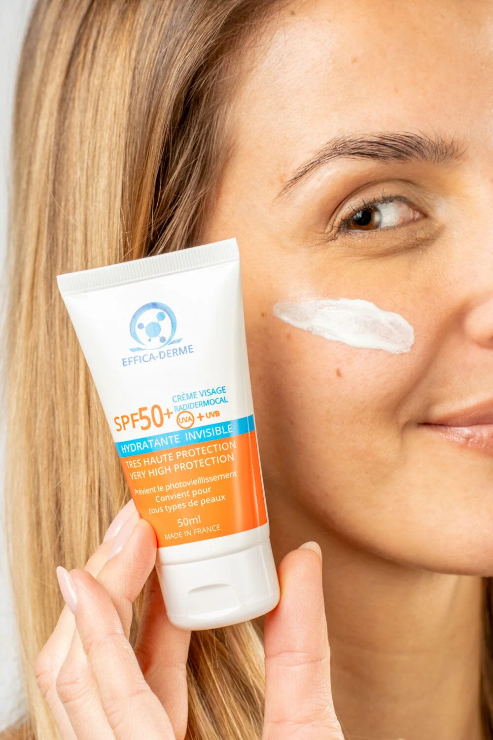 CRÈME RADIDERMOCAL HYDRATANTE SOLAIRE SPF 50+ - Image 4